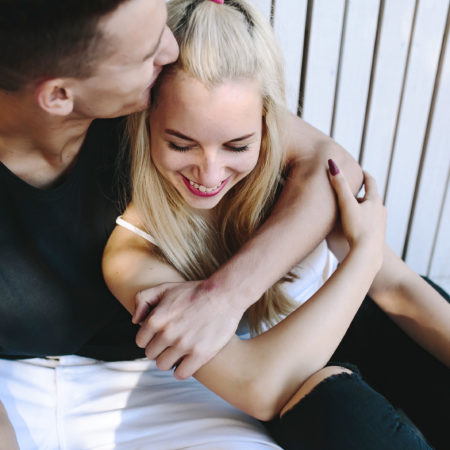 ТОП-10 лучших сайтов знакомств с иностранцами в 2025 году