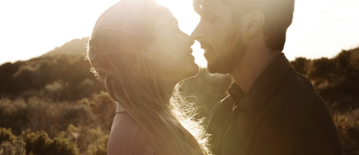 Популярные сайты знакомств в Сочи 2025: где знакомятся и кто реально отвечает