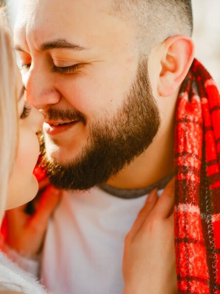 Лучшие сайты знакомств в Иркутске 2025: рейтинг, где знакомятся и с кем реально встретиться